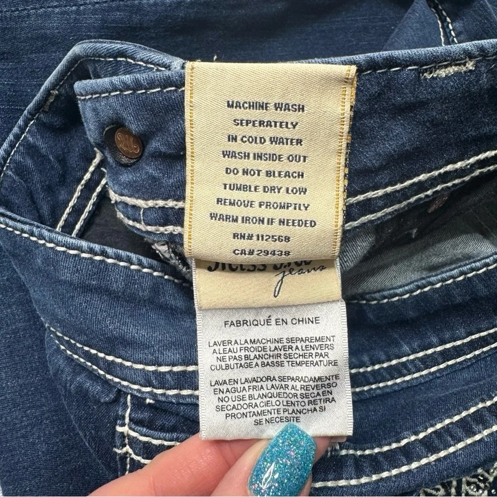 Miss Me Easy Skinny Jean Fleur De Lis Dark Wash Jeans Rhinestone Bling Size 31 - Picture 10 of 10